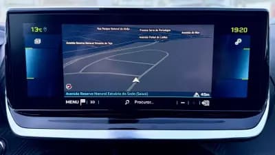 Sell Peugeot e-2008 2020 - 18900 EUR, 53838 km - AUTO.MOTO.pt