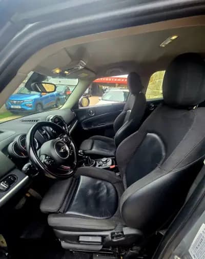Vendo MINI Countryman 2018 - 18990 EUR, 132950 km - AUTO.MOTO.pt