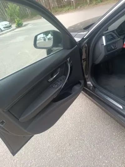 Sell BMW 330e 2017 - 17950 EUR, 159000 km - AUTO.MOTO.pt