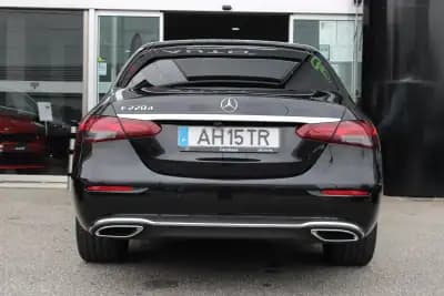 Vendo Mercedes-Benz E 220 2021 - 36900 EUR, 78024 km - AUTO.MOTO.pt