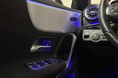 Vendo Mercedes-Benz A 250 Limousine 2022 - 31950 EUR, 32438 km - AUTO.MOTO.pt