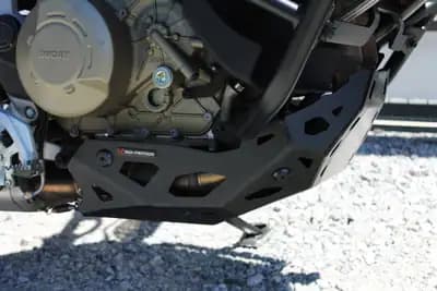 Sell Ducati Multistrada 1260 Enduro 2021 - 24500 EUR, 26000 km - AUTO.MOTO.pt