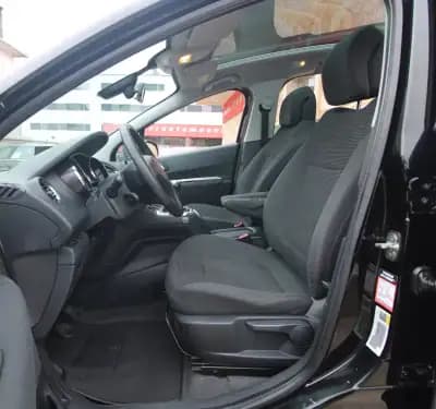 Vendo Peugeot 5008 2015 - 7450 EUR, 221000 km - AUTO.MOTO.pt