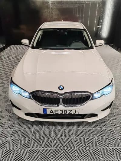 Vendo BMW 330e 2021 - 28750 EUR, 122142 km - AUTO.MOTO.pt