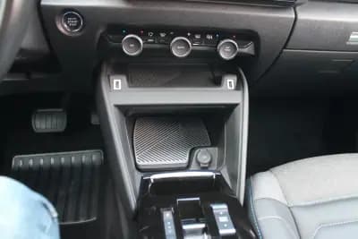 Sell Citroën C4 2021 - 19990 EUR, 62000 km - AUTO.MOTO.pt