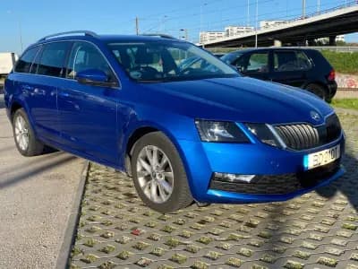 Vendo Skoda Octavia Break 2020 - 14750 EUR, 220634 km - AUTO.MOTO.pt