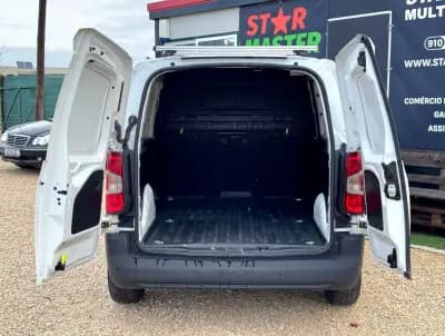 Sell Citroën Berlingo 2020 - 10450 EUR, 185893 km - AUTO.MOTO.pt