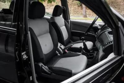 Vendo Mitsubishi L200 2010 - 19390 EUR, 192503 km - AUTO.MOTO.pt