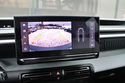 Sell Citroën C3 2025 - 18450 EUR, 18032 km - AUTO.MOTO.pt