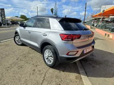 Vendo Volkswagen T-Cross 2023 - 23950 EUR, 54652 km - AUTO.MOTO.pt