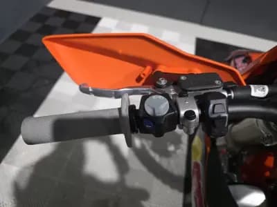 Sell KTM SX 450 F 2024 - 12999 EUR, 0 km - AUTO.MOTO.pt