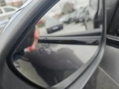 Sell Peugeot 2008 2021 - 19500 EUR, 61150 km - AUTO.MOTO.pt