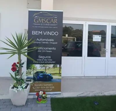 Vendo Toyota Auris 2015 - 12750 EUR, 184300 km - AUTO.MOTO.pt