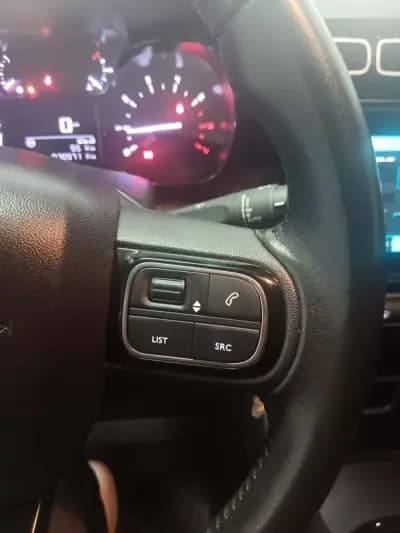 Sell Citroën C3 Aircross 2022 - 15950 EUR, 71000 km - AUTO.MOTO.pt