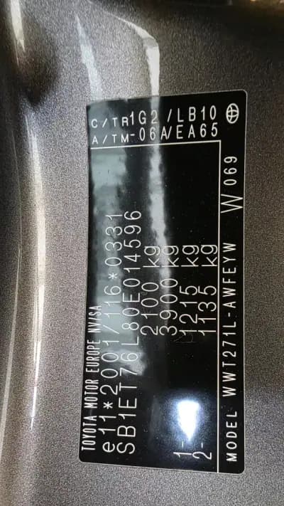 Vendo Toyota Avensis Touring Sports 2016 - 14900 EUR, 212217 km - AUTO.MOTO.pt