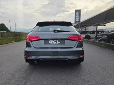 Sell Audi A3 Sportback 2017 - 18990 EUR, 164000 km - AUTO.MOTO.pt