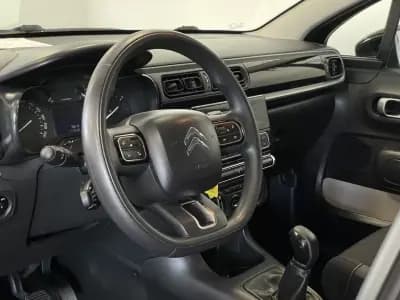 Vendo Citroën C3 2017 - 9250 EUR, 111033 km - AUTO.MOTO.pt