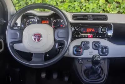 Vendo Fiat Panda 2015 - 7900 EUR, 102188 km - AUTO.MOTO.pt