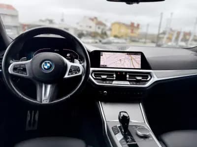 Vendo BMW 320 2022 - 31950 EUR, 89000 km - AUTO.MOTO.pt