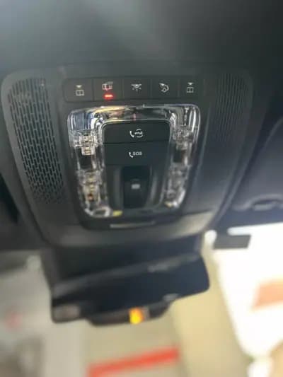 Vendo Mercedes-Benz CLA 200 2020 - 35500 EUR, 41690 km - AUTO.MOTO.pt