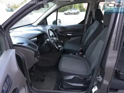 Sell Ford Tourneo Connect 2020 - 19980 EUR, 108000 km - AUTO.MOTO.pt