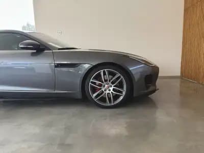 Vendo Jaguar F-Type 2018 - 46000 EUR, 64200 km - AUTO.MOTO.pt