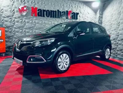 Sell Renault Captur 2016 - 11990 EUR, 114588 km - AUTO.MOTO.pt