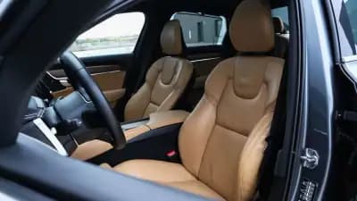 Sell Volvo S90 2016 - 24750 EUR, 266000 km - AUTO.MOTO.pt