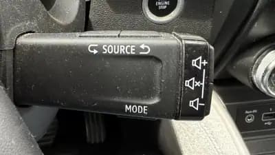 Sell Renault Zoe 2020 - 12900 EUR, 139000 km - AUTO.MOTO.pt