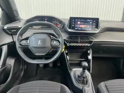 Sell Peugeot 2008 2023 - 17900 EUR, 83622 km - AUTO.MOTO.pt