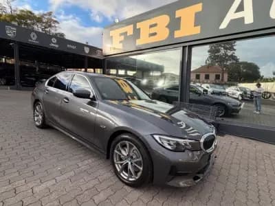 Vendo BMW 320 2021 - 28900 EUR, 40400 km - AUTO.MOTO.pt