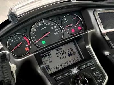 Sell Honda Gold Wing 2008 - 14900 EUR, 77093 km - AUTO.MOTO.pt