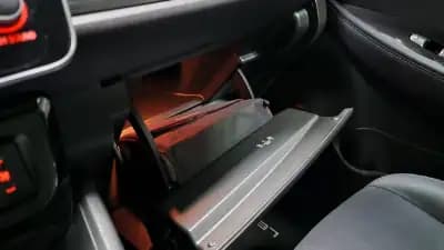 Sell Nissan Leaf 2018 - 17950 EUR, 108446 km - AUTO.MOTO.pt