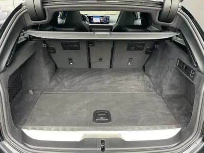 Vendo BMW 330 2022 - 39750 EUR, 97000 km - AUTO.MOTO.pt