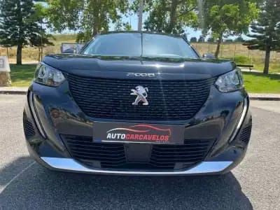 Vendo Peugeot e-2008 2022 - 21990 EUR, 30000 km - AUTO.MOTO.pt