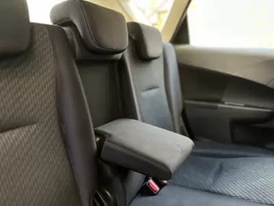 Sell Toyota Verso-S 2011 - 7990 EUR, 126450 km - AUTO.MOTO.pt