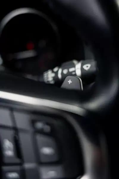 Vendo Jaguar XF 2017 - 24990 EUR, 145800 km - AUTO.MOTO.pt