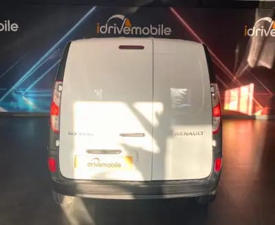 Sell Renault Kangoo 2018 - 11900 EUR, 121178 km - AUTO.MOTO.pt