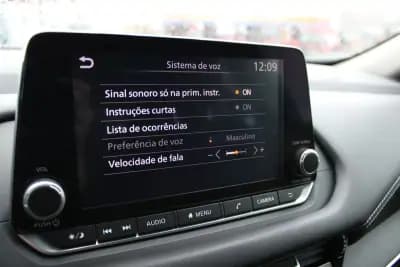 Vendo Nissan Qashqai 2023 - 25900 EUR, 42638 km - AUTO.MOTO.pt