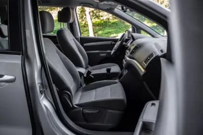 Sell SEAT Alhambra 2015 - 16990 EUR, 204572 km - AUTO.MOTO.pt