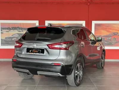 Vendo Nissan Qashqai 2020 - 23500 EUR, 99546 km - AUTO.MOTO.pt
