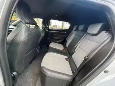 Vendo Renault Mégane E-Tech 2022 - 24999 EUR, 101000 km - AUTO.MOTO.pt