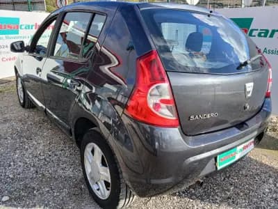 Vendo Dacia Sandero 2012 - 5750 EUR, 158792 km - AUTO.MOTO.pt