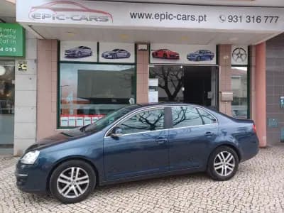Vendo Volkswagen Jetta 2008 - 9390 EUR, 124252 km - AUTO.MOTO.pt