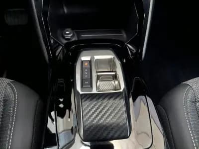 Vendo Peugeot 208 2025 - 23500 EUR, 14659 km - AUTO.MOTO.pt