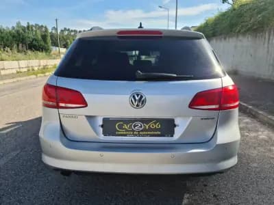 Vendo Volkswagen Passat Variant 2014 - 10750 EUR, 222000 km - AUTO.MOTO.pt