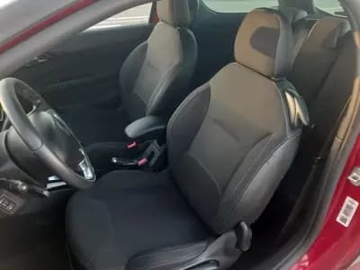 Vendo Citroën DS3 2010 - 8900 EUR, 175200 km - AUTO.MOTO.pt