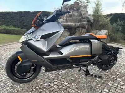 Vendo mota BMW CE 04 2022 - 8250 EUR, 13000 km - AUTO.MOTO.pt