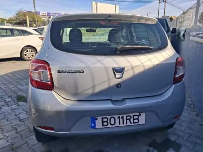 Vendo Dacia Sandero 2016 - 9800 EUR, 13000 km - AUTO.MOTO.pt