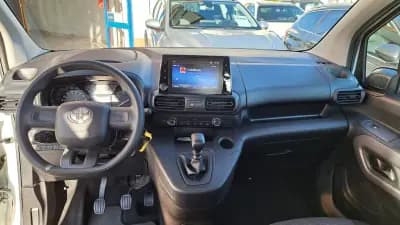 Sell Toyota Proace City Verso 2022 - 22900 EUR, 171567 km - AUTO.MOTO.pt